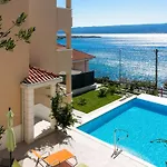 In Mit Grosser Terrasse By Interhome